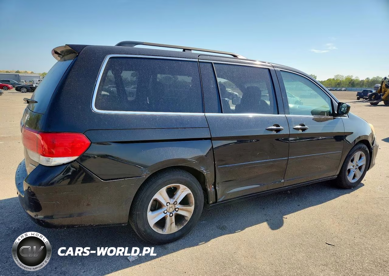 2010 Honda Oddyssey VIN:5FNRL3H95AB102058 - 3