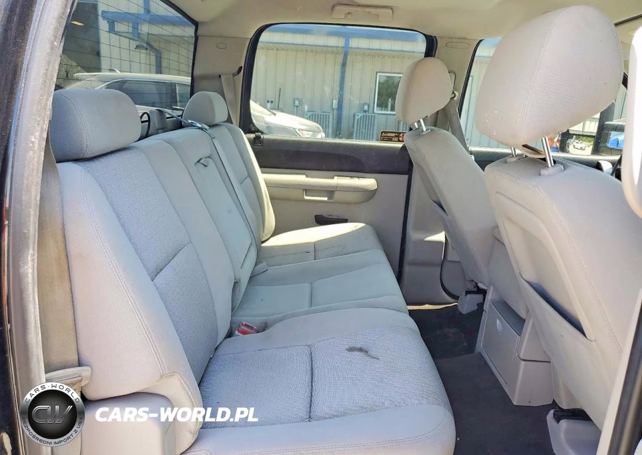 2011 Chevrolet Silverado C1500 Heavy Duty VIN:3GCPKSE39BG322416 - 10