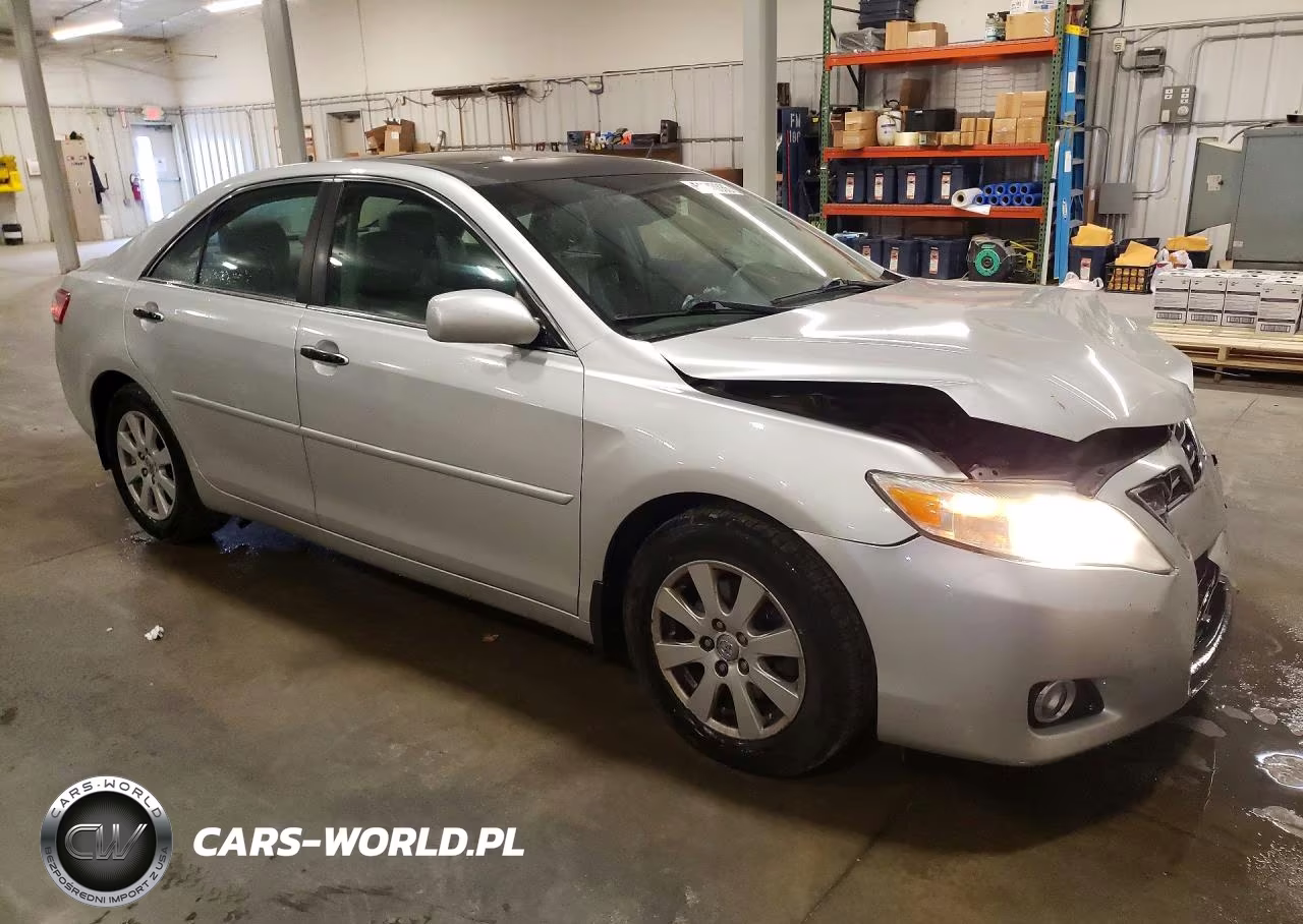 2011 Toyota Camry Xle VIN:4T1BF3EK8BU204958 - 4
