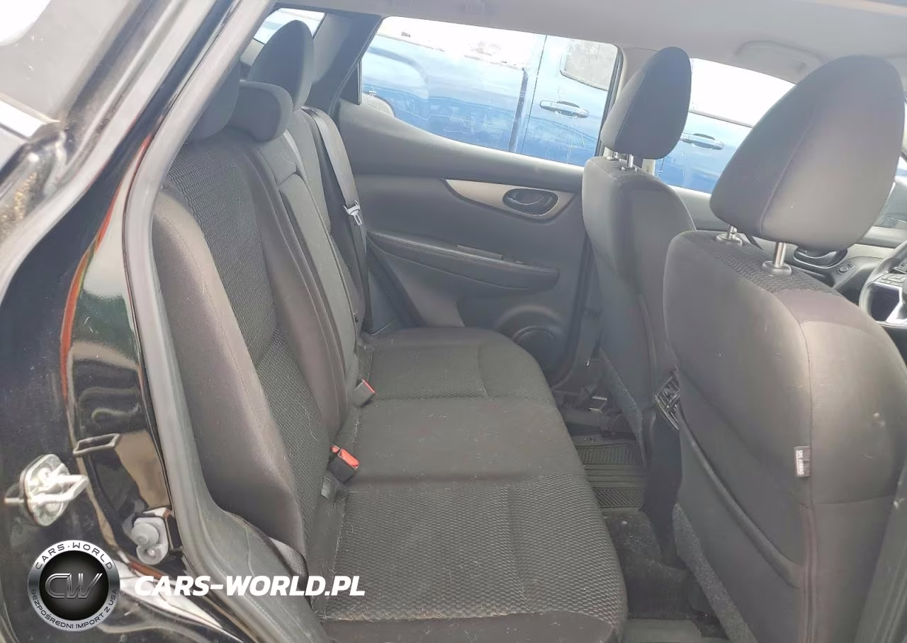 2019 Nissan Rogue Sport S VIN:JN1BJ1CR2KW624410 - 11