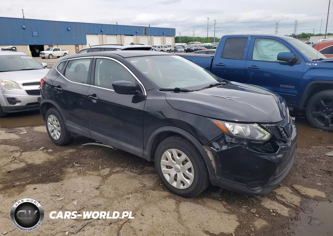 2019 Nissan Rogue Sport S VIN:JN1BJ1CR2KW624410 - 4