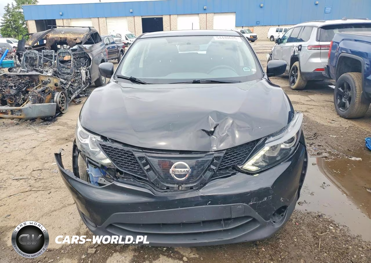 2019 Nissan Rogue Sport S VIN:JN1BJ1CR2KW624410 - 5