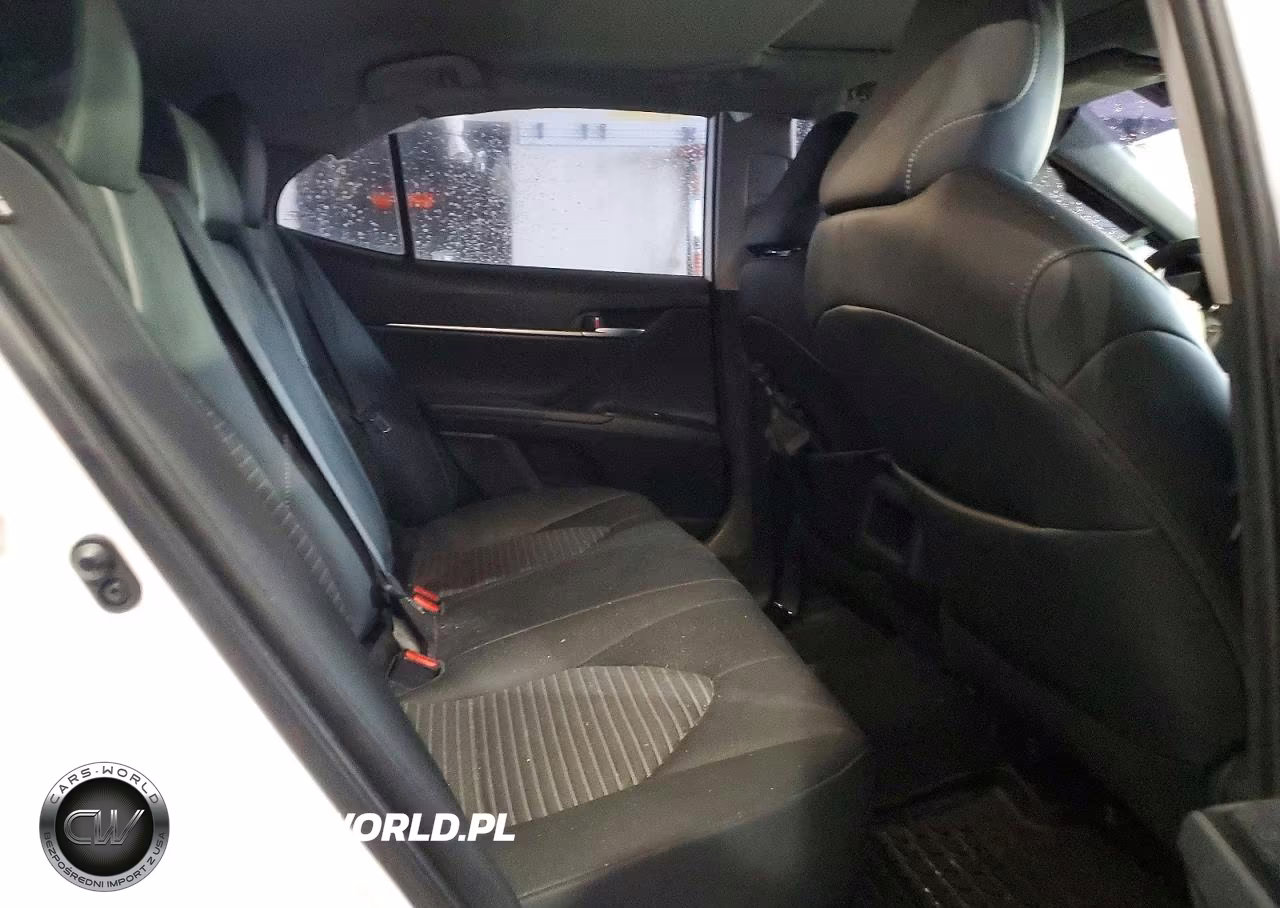 2020 Toyota Camry Se VIN:4T1G11AK6LU906714 - 10