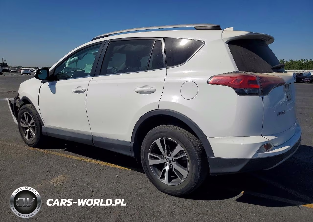 2018 Toyota Rav4 Xle VIN:2T3WFREV2JW413701 - 2