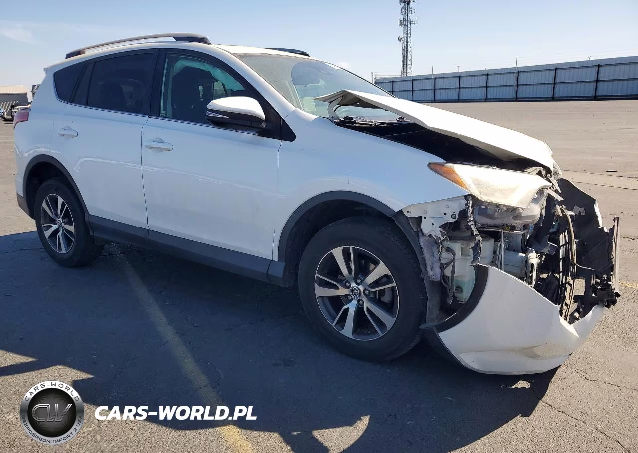 2018 Toyota Rav4 Xle VIN:2T3WFREV2JW413701 - 4