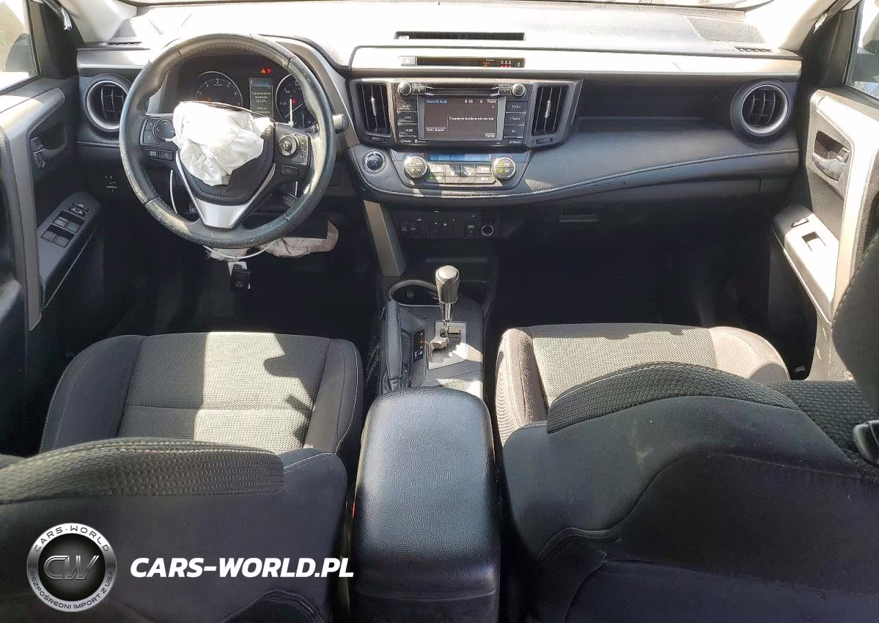 2018 Toyota Rav4 Xle VIN:2T3WFREV2JW413701 - 8