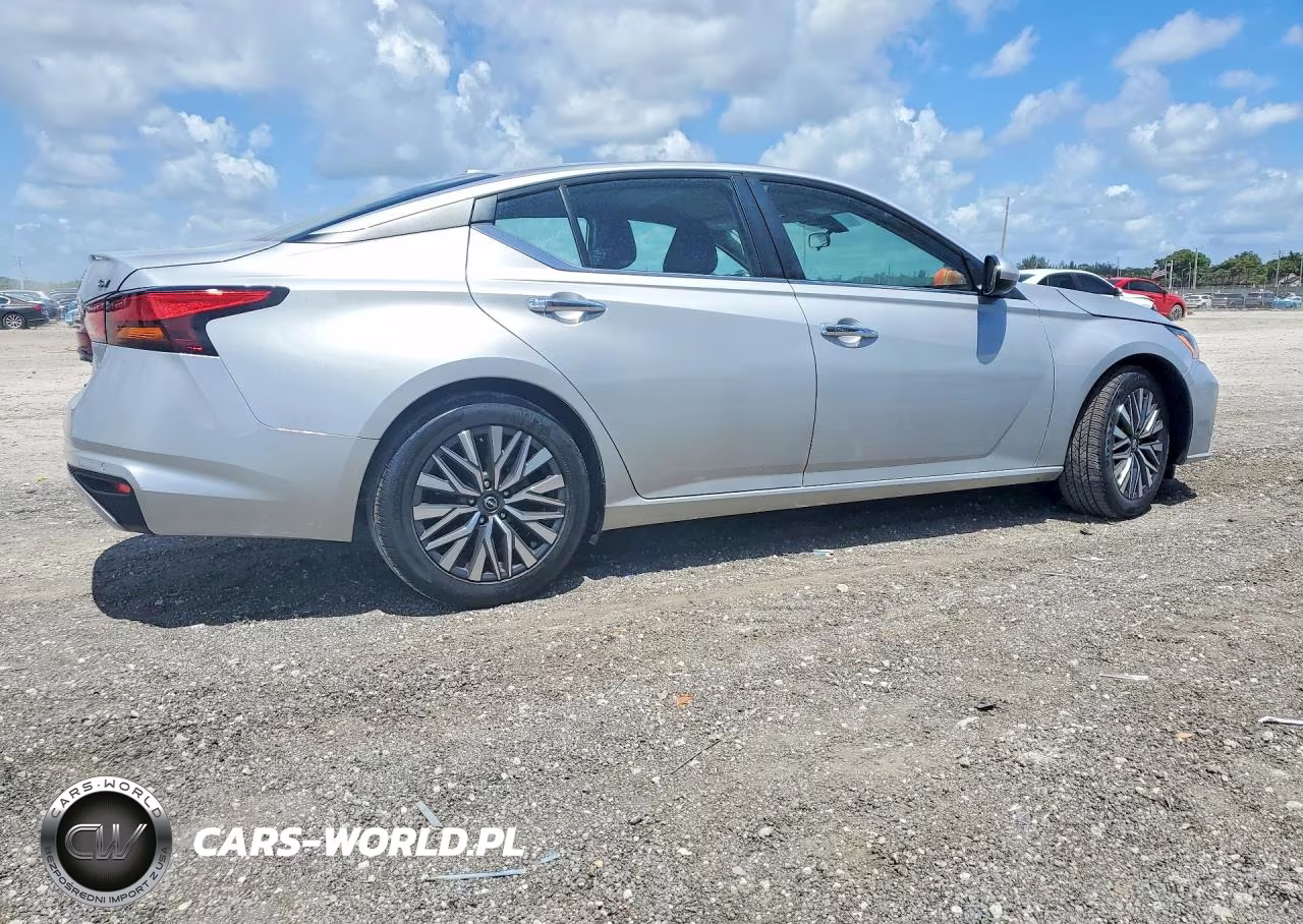 2023 Nissan Altima 2.5 Sv VIN:1N4BL4DV1PN341794 - 3