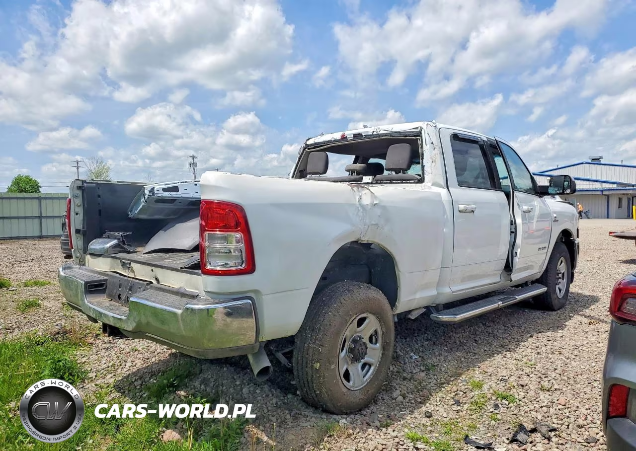 2019 Ram 2500 Big Horn VIN:3C6UR5DL5KG632037 - 3