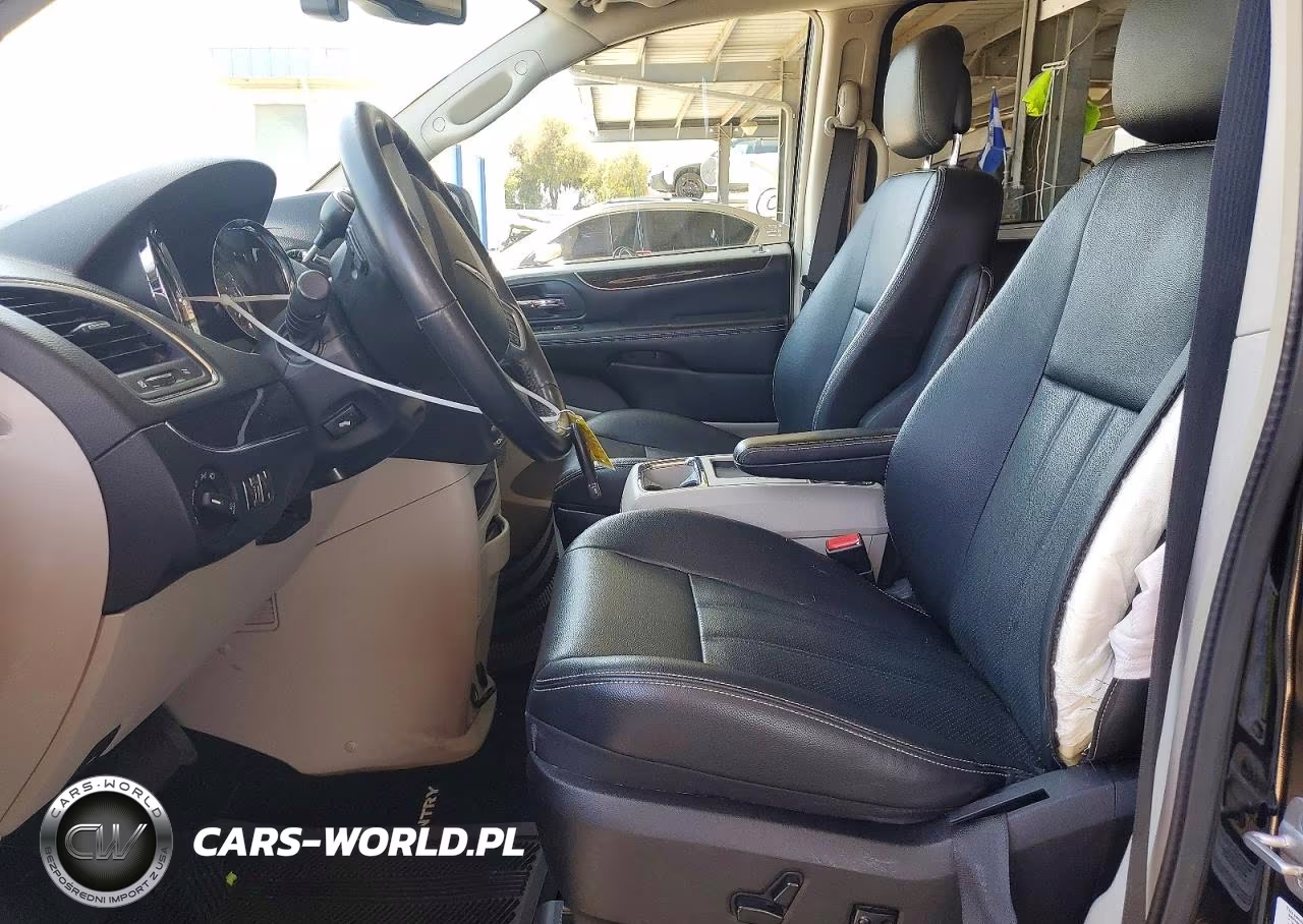 2013 Chrysler Town & Country Touring L VIN:2C4RC1CG1DR808169 - 7