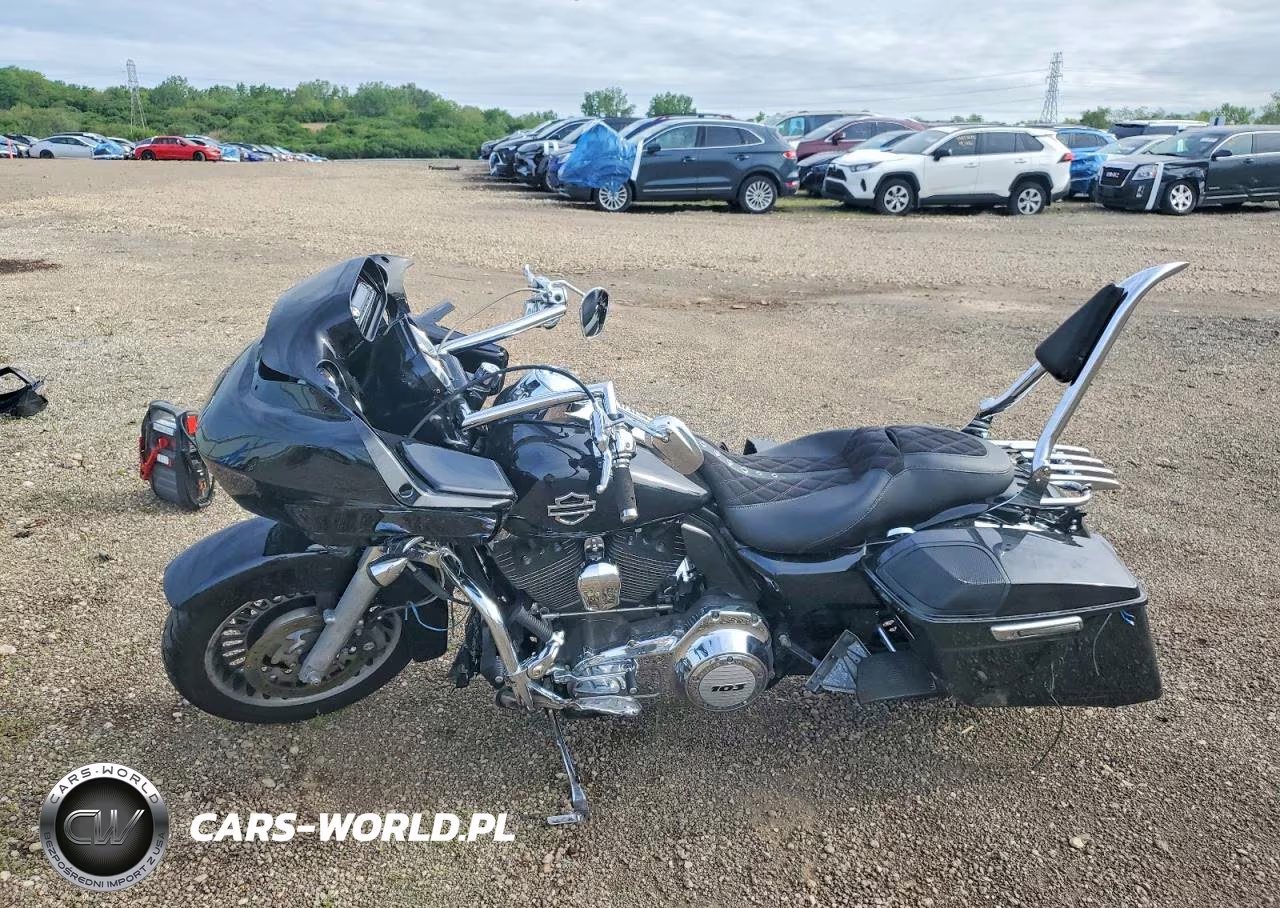 2012 Harley-Davidson Fltru Road Glide Ultra VIN:1HD1KGM12CB663782 - 3