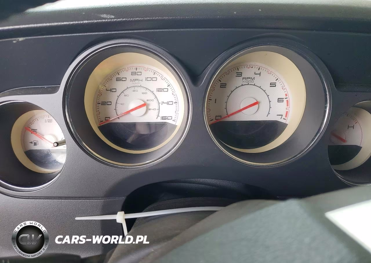 2011 Dodge Challenger R VIN:2B3CJ5DT6BH500918 - 9