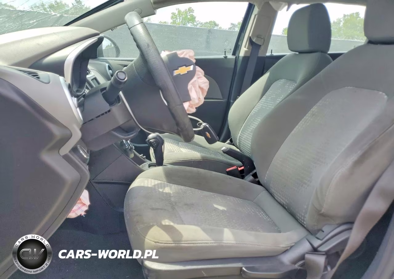 2020 Chevrolet Sonic VIN:1G1JG6SB1L4126567 - 7