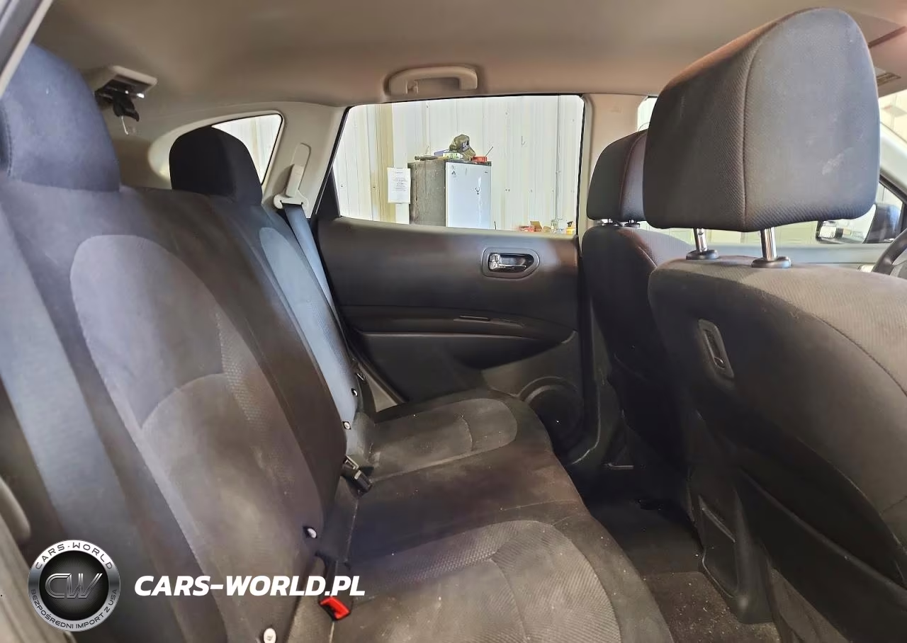 2011 Nissan Rogue S VIN:JN8AS5MTXBW182844 - 10