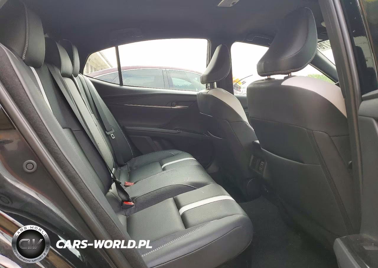2025 Toyota Camry Se VIN:4T1DAACK2SU127857 - 10