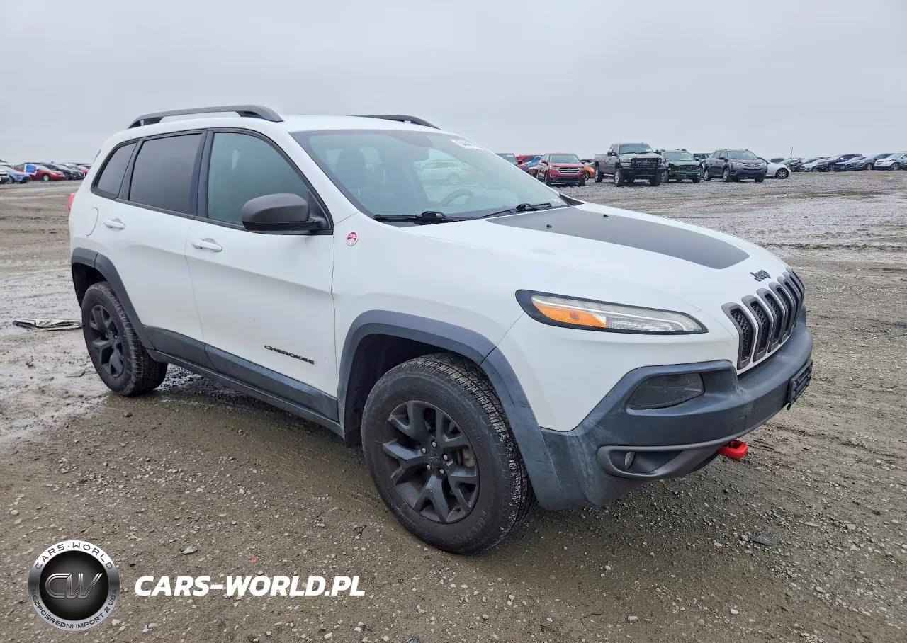 2015 Jeep Cherokee Trailhawk VIN:1C4PJMBS9FW653353 - 4