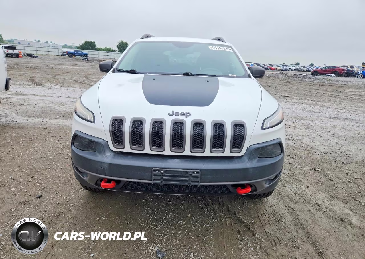2015 Jeep Cherokee Trailhawk VIN:1C4PJMBS9FW653353 - 5