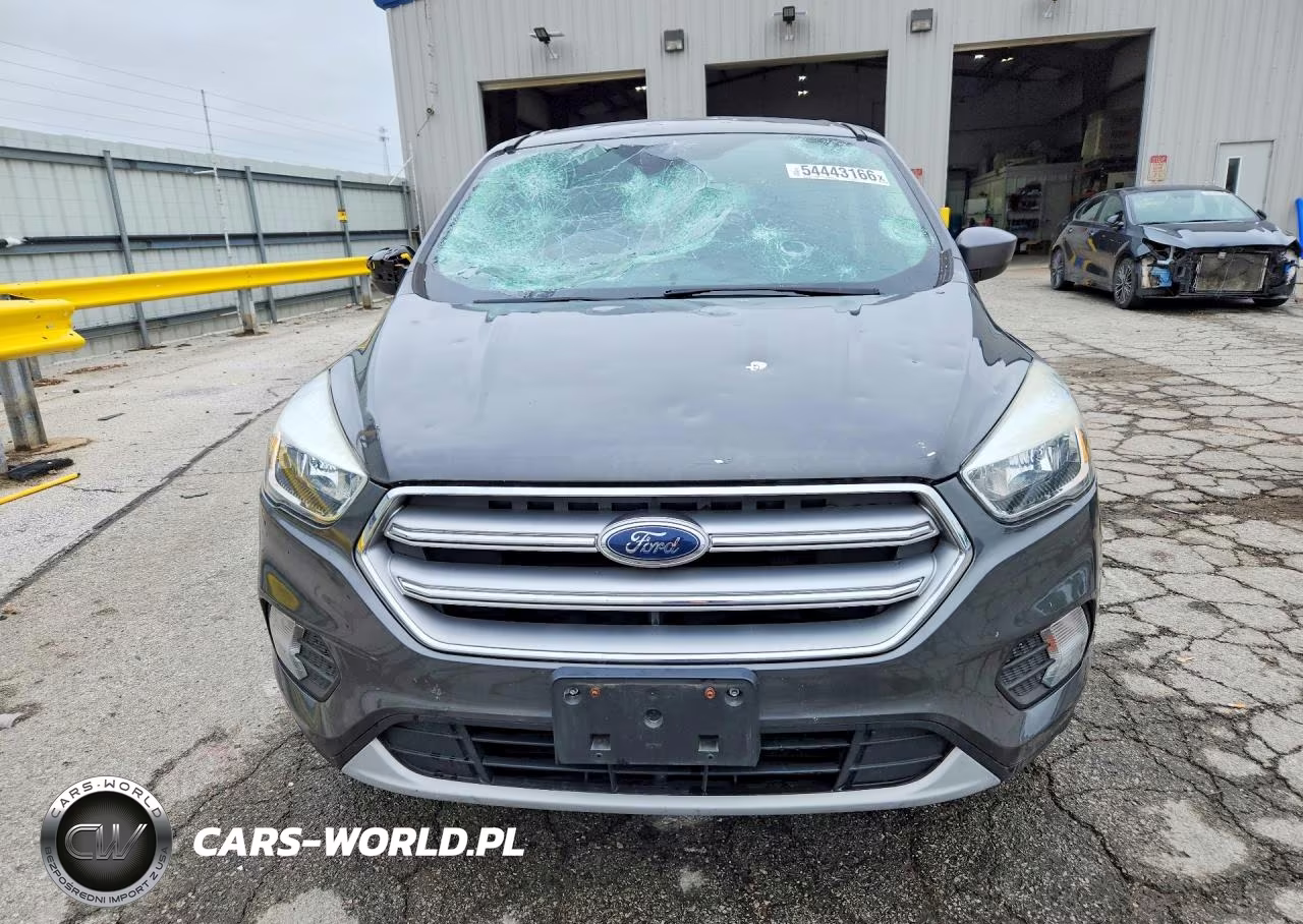 2017 Ford Escape Se VIN:1FMCU0GD0HUB79912 - 5