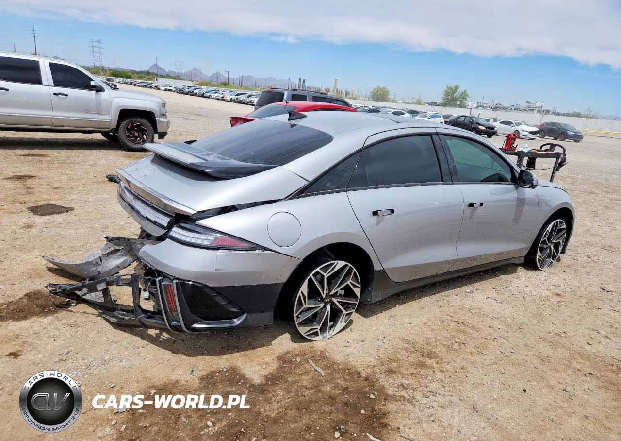 2023 Hyundai Ioniq 6 Limited VIN:KMHM54AAXPA022251 - 3