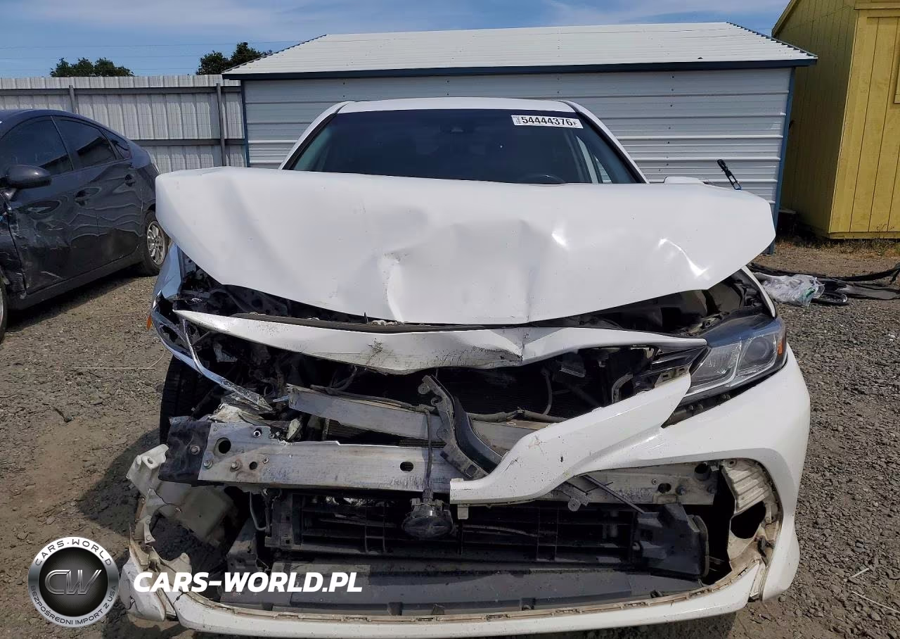 2019 Toyota Camry Le VIN:4T1B31HK3KU005101 - 5