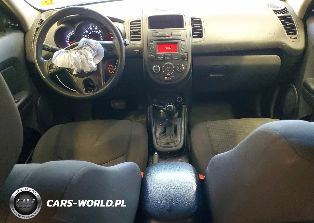 2013 Kia Soul VIN:KNDJT2A51D7636196 - 8