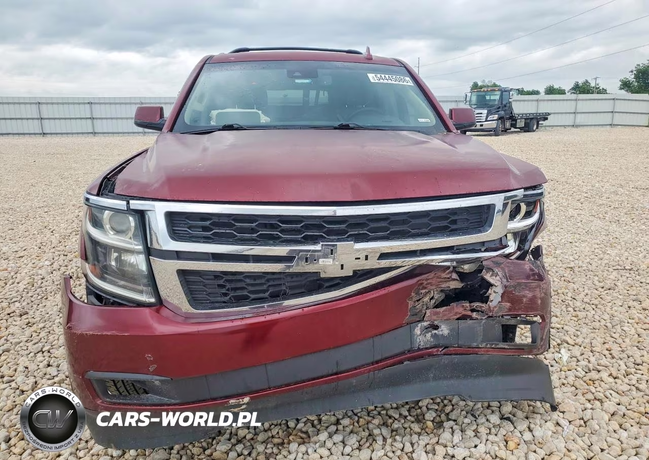 2017 Chevrolet Suburban C1500 Lt VIN:1GNSCHKC3HR394050 - 5