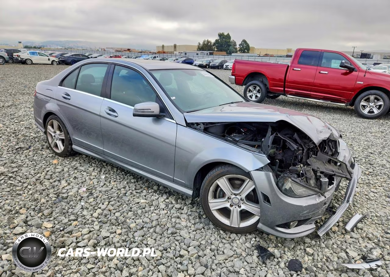 2010 Mercedes-Benz C 300 4Matic VIN:WDDGF8BB3AF400486 - 4