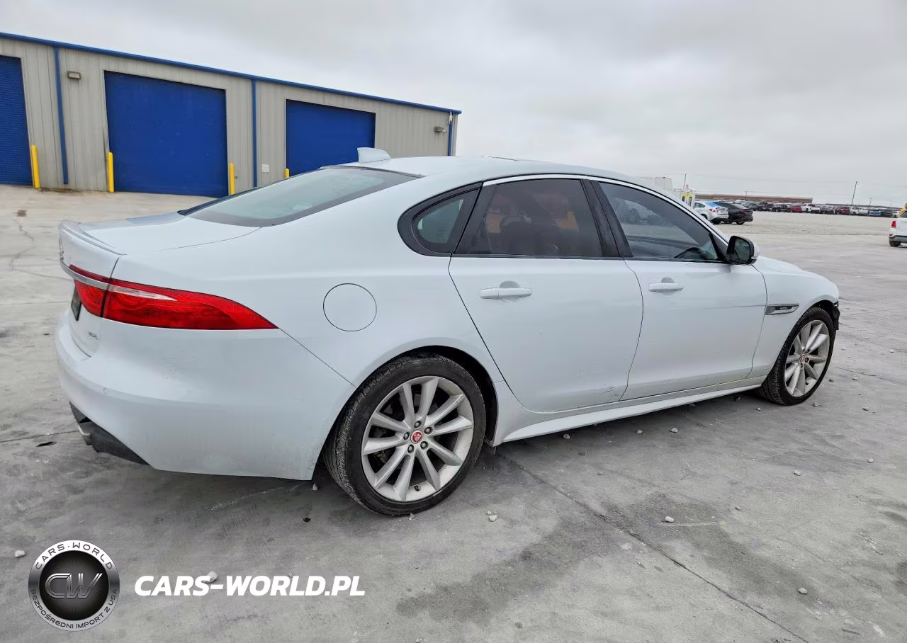 2016 Jaguar Xf 35T R-Sport VIN:SAJBF4BV8GCY06363 - 3