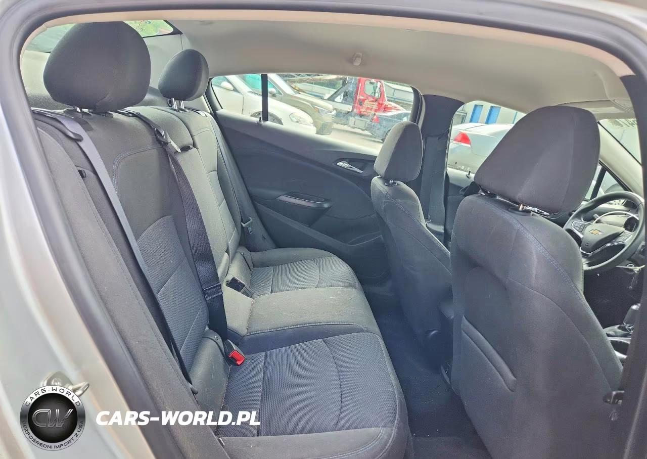 2018 Chevrolet Cruze Lt VIN:1G1BE5SM5J7200929 - 10
