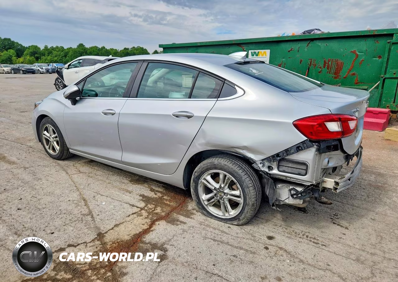 2018 Chevrolet Cruze Lt VIN:1G1BE5SM5J7200929 - 2