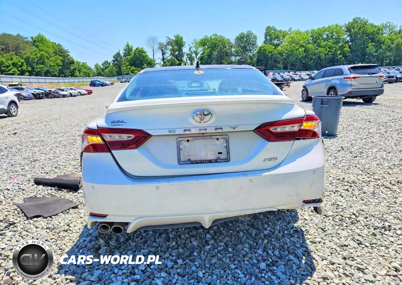 2018 Toyota Camry Xse V6 VIN:4T1BZ1HK0JU019387 - 6