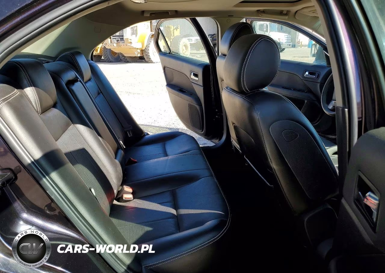 2007 Mercury Milan Premier VIN:3MEHM08177R635570 - 10