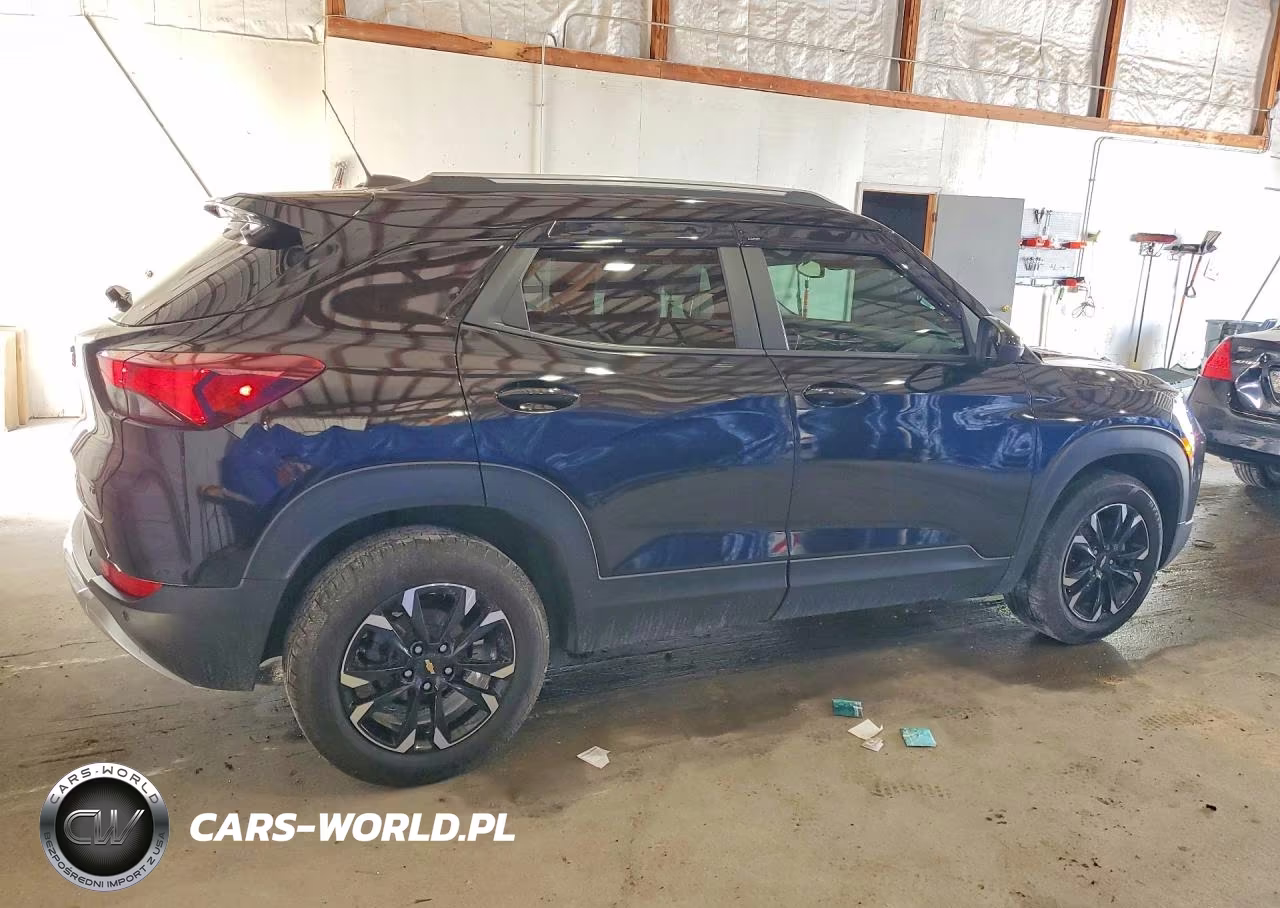 2021 Chevrolet Trailblazer Lt VIN:KL79MPSL9MB050821 - 3