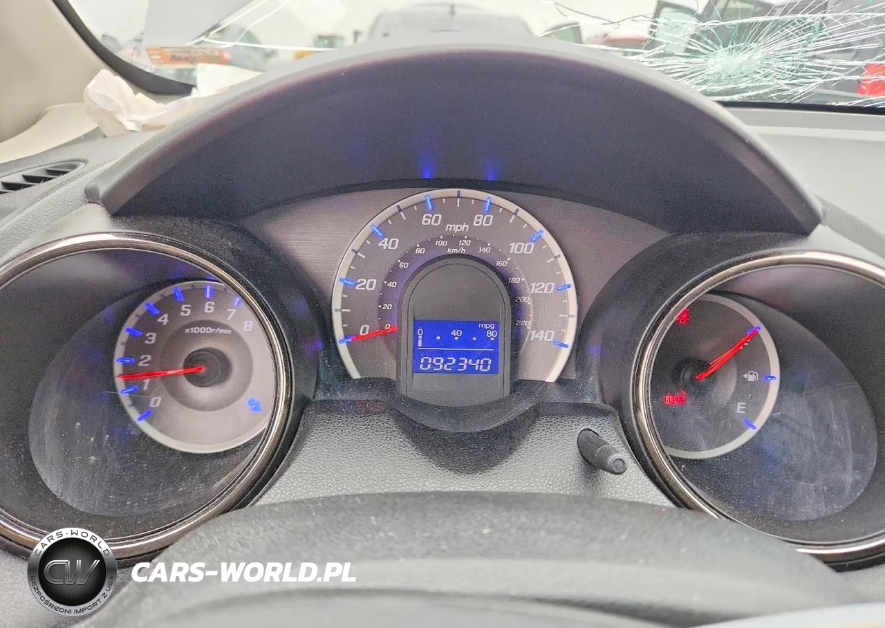 2013 Honda Fit Sport VIN:JHMGE8G59DC068137 - 9
