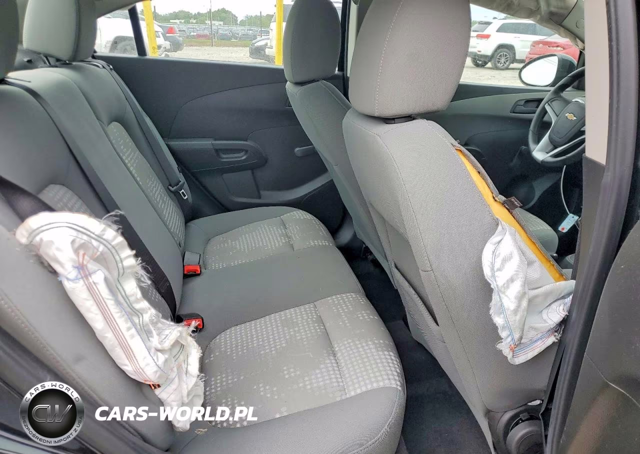 2019 Chevrolet Sonic Ls VIN:1G1JB5SB1K4105483 - 10
