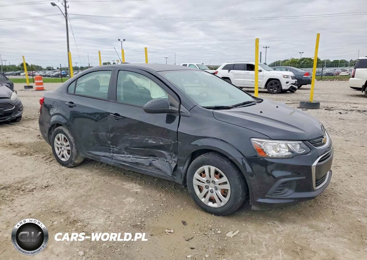 2019 Chevrolet Sonic Ls VIN:1G1JB5SB1K4105483 - 4