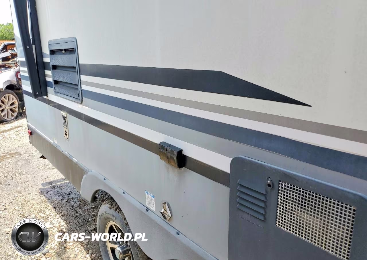 2018 Forest River Surveyor Camper VIN:4X4TSVV25JL034802 - 9