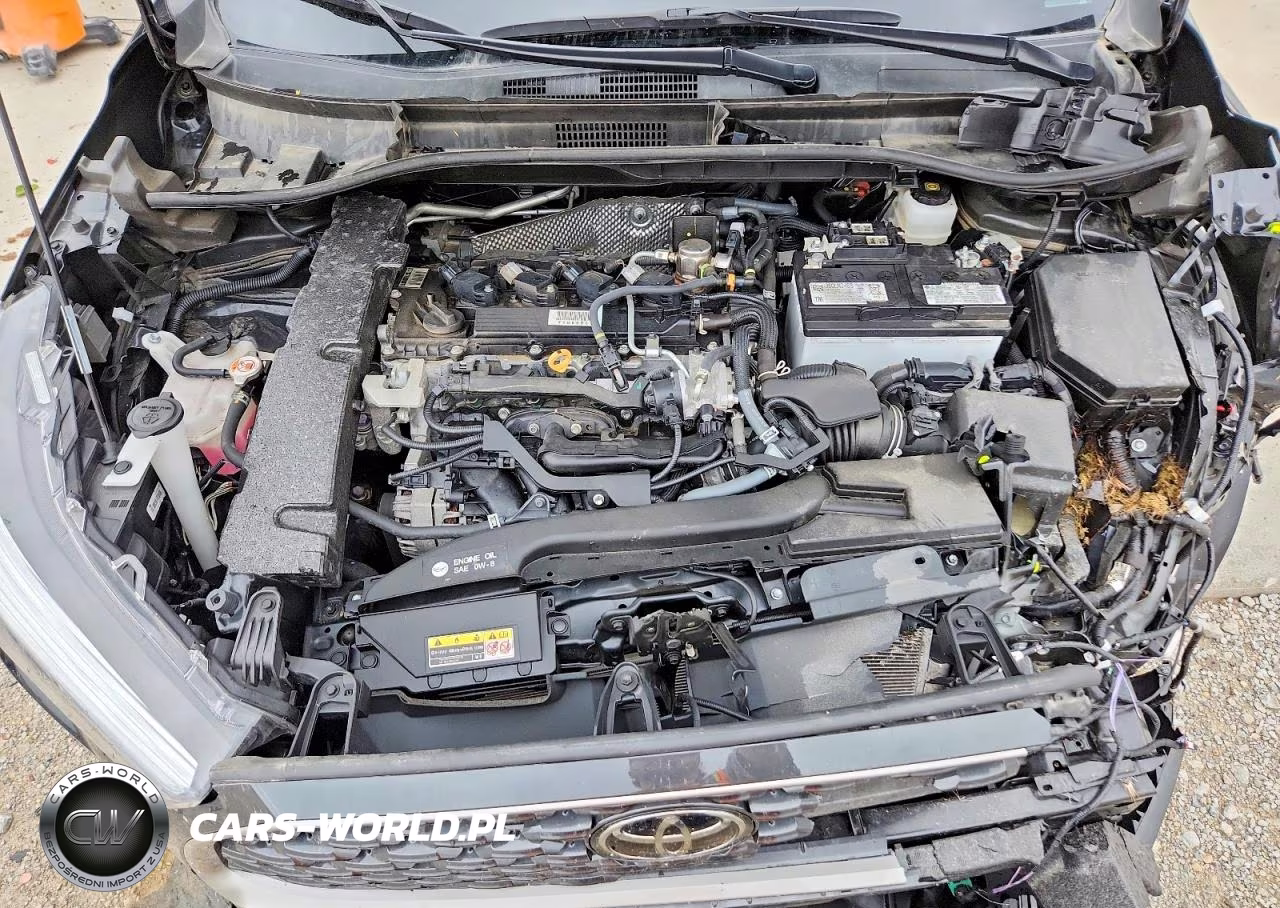 2024 Toyota Corolla Cross Xle VIN:7MUDAABG8RV102404 - 11