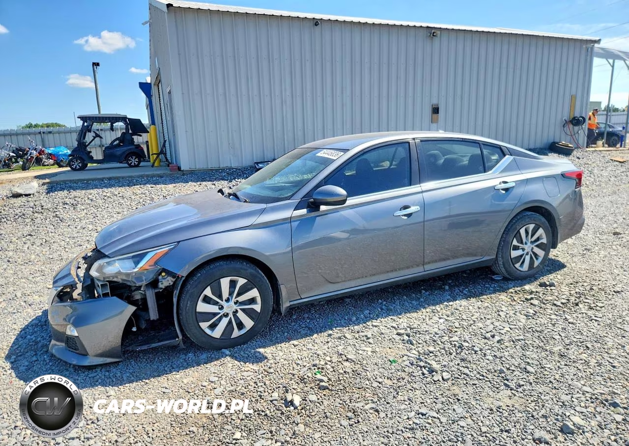 2019 Nissan Altima S