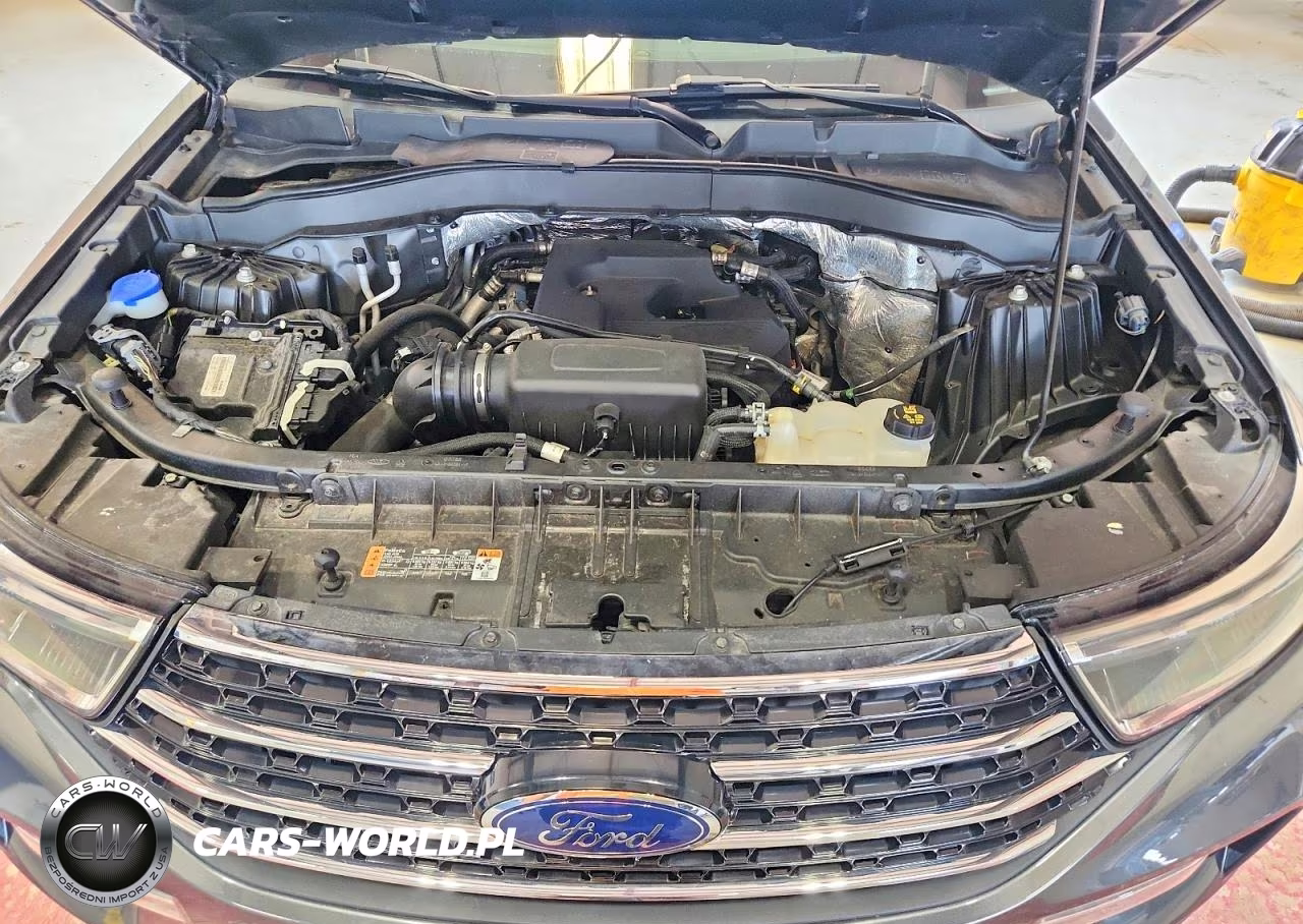 2020 Ford Explorer Xlt VIN:1FMSK8DH5LGA75172 - 11
