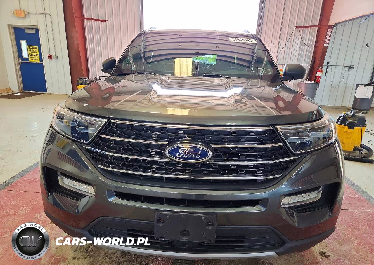 2020 Ford Explorer Xlt VIN:1FMSK8DH5LGA75172 - 5