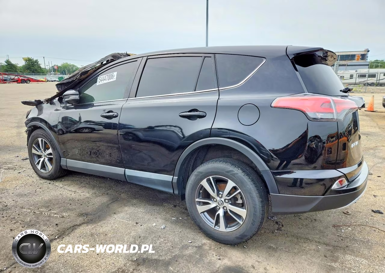 2018 Toyota Rav4 Xle VIN:2T3WFREV5JW447535 - 2