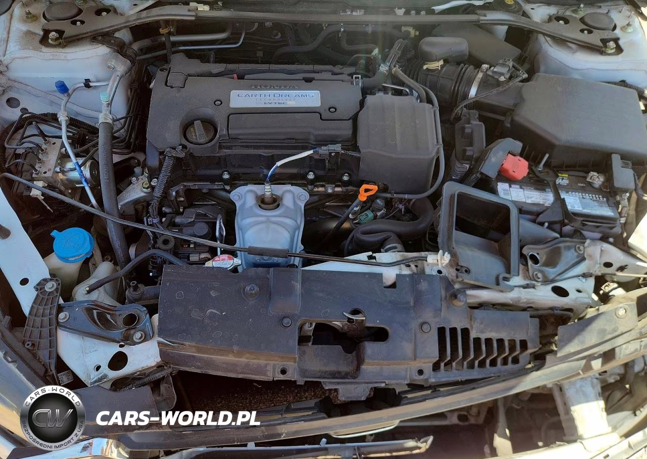 2015 Honda Accord Sport VIN:1HGCR2F54FA258060 - 11