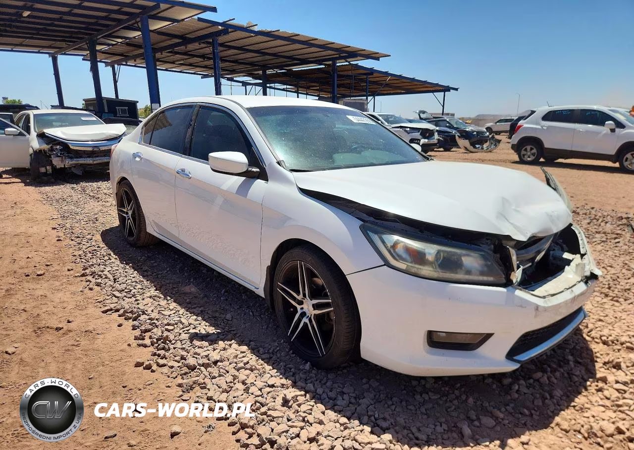 2015 Honda Accord Sport VIN:1HGCR2F54FA258060 - 4