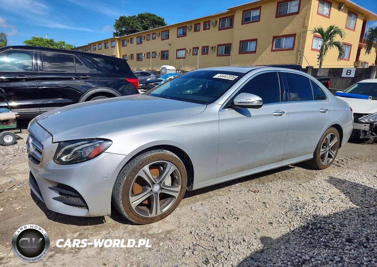 2017 Mercedes-Benz E 300 4Matic