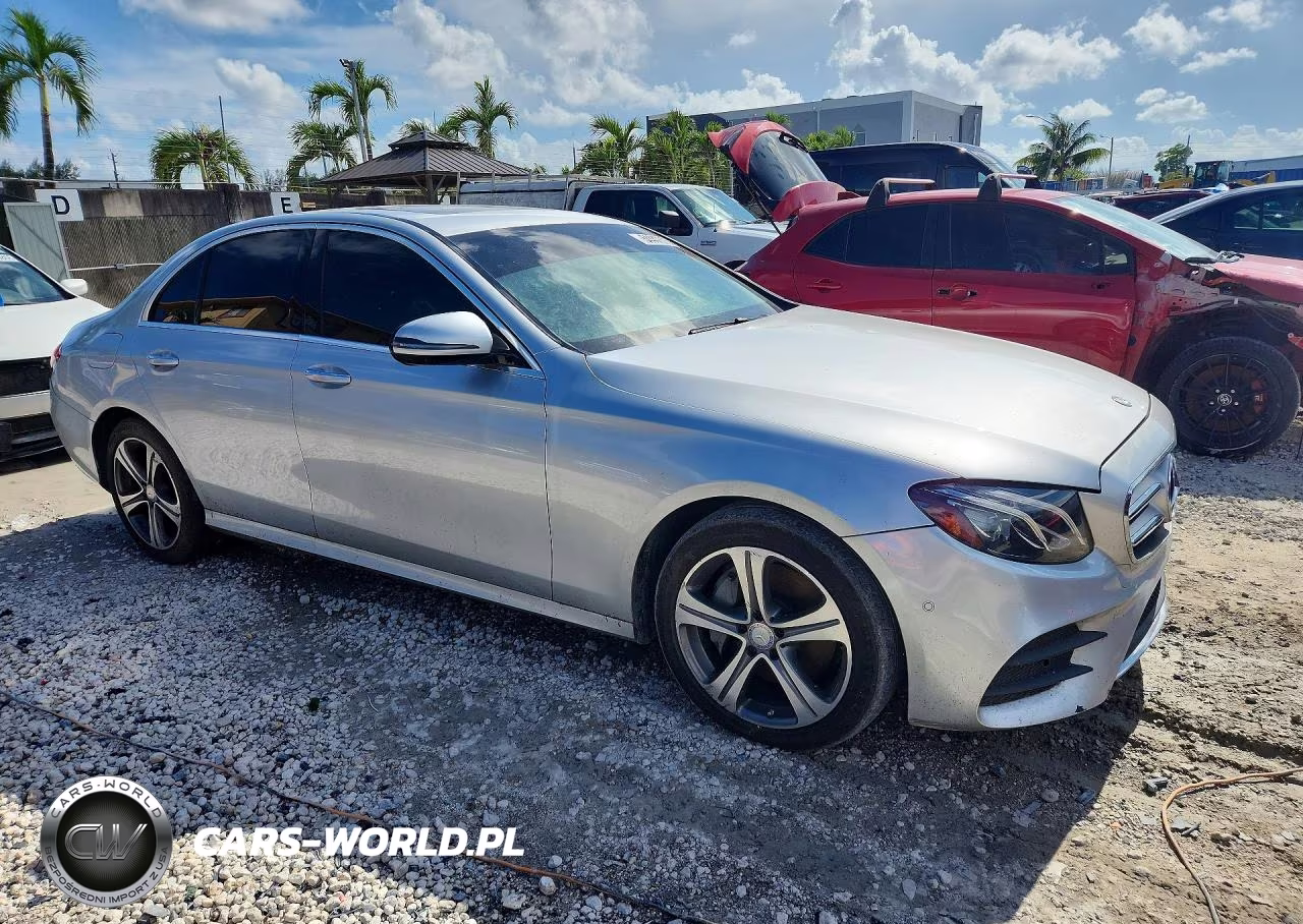 2017 Mercedes-Benz E 300 4Matic VIN:WDDZF4KB7HA158424 - 4