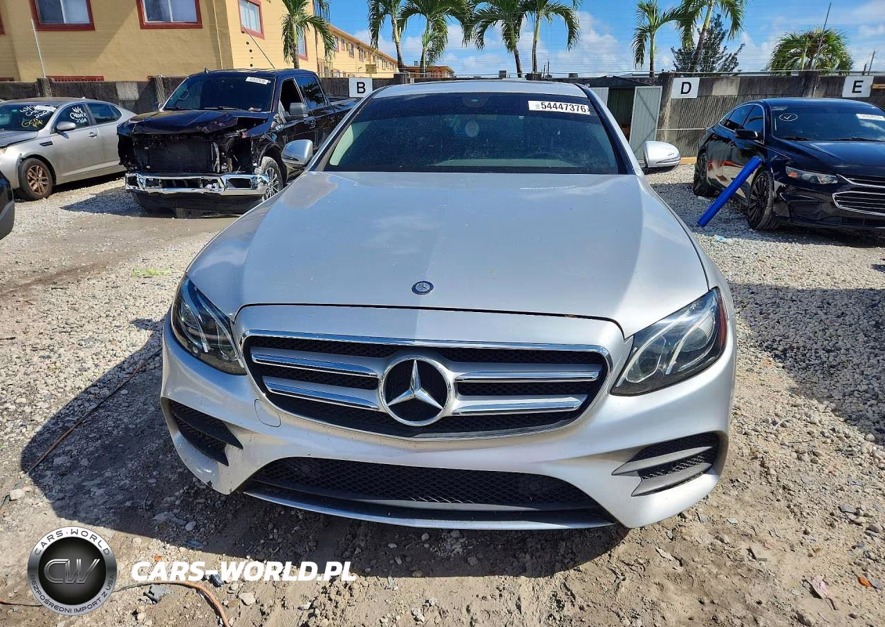 2017 Mercedes-Benz E 300 4Matic VIN:WDDZF4KB7HA158424 - 5