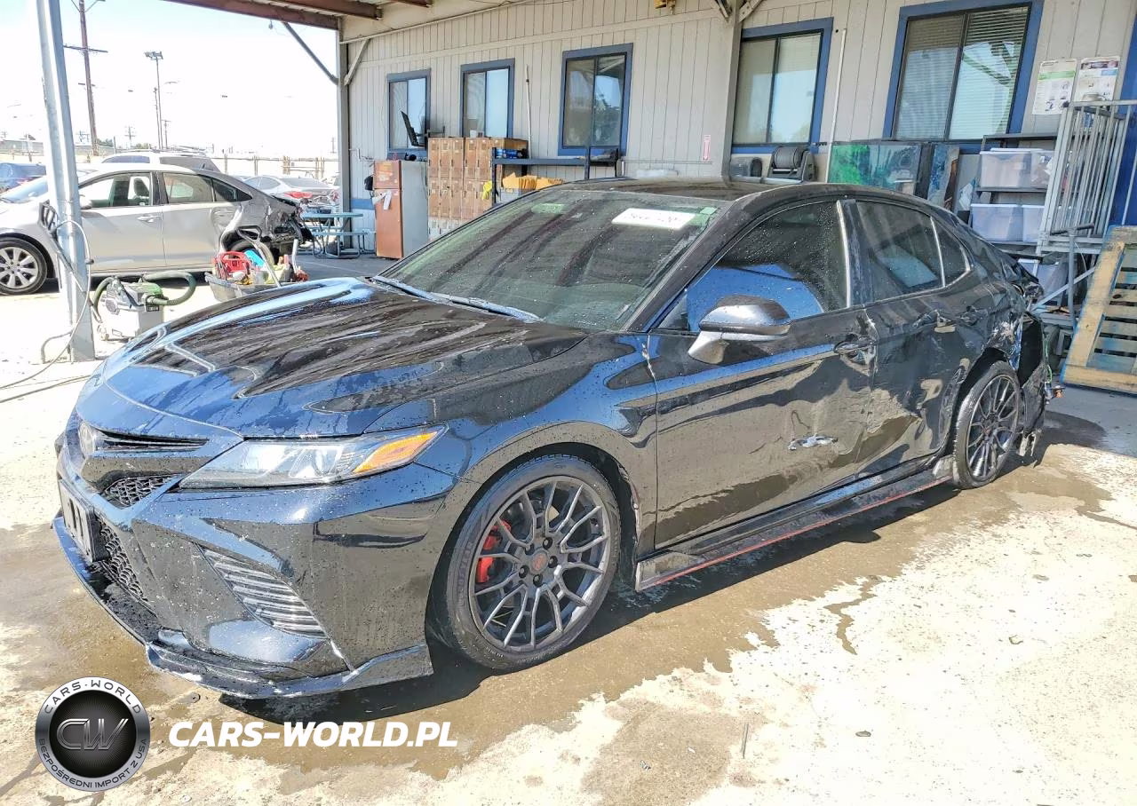 2020 Toyota Camry Trd – zdjęcie 1 z 12
