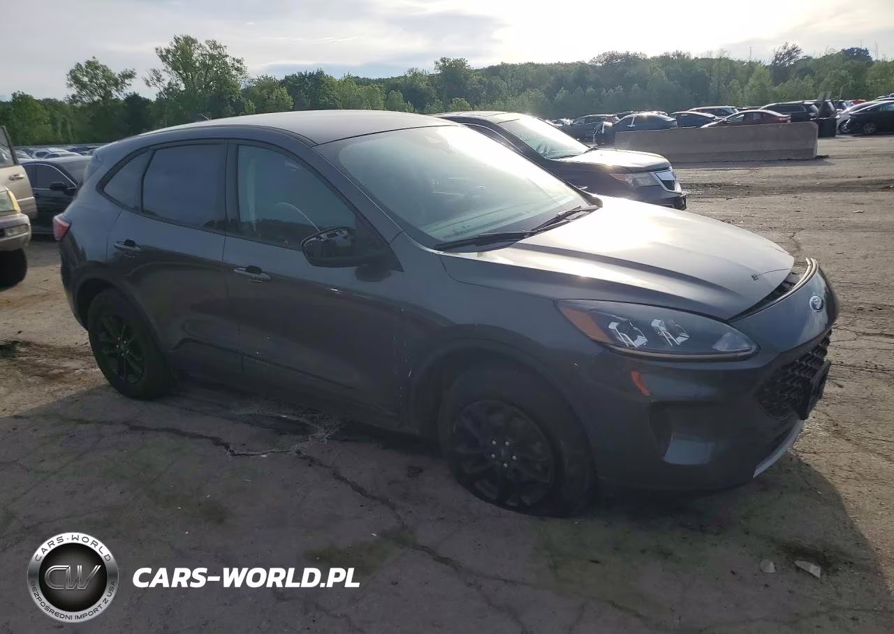 2020 Ford Escape Se Sport VIN:1FMCU9BZ0LUC22158 - 4