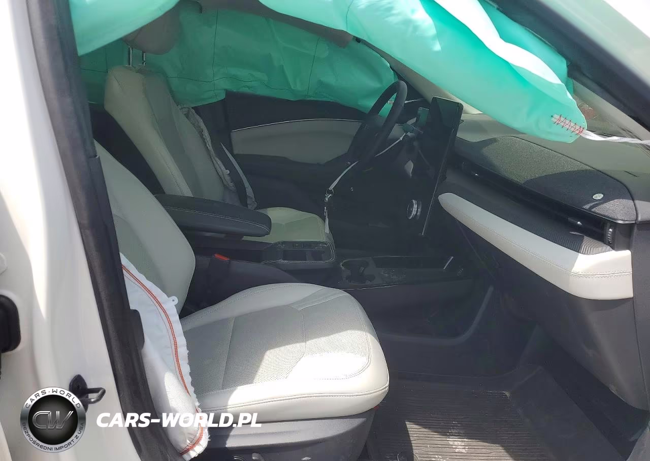 2025 Ford Mustang Mach-E Premium VIN:3FMTK3SU5SMA15341 - 7
