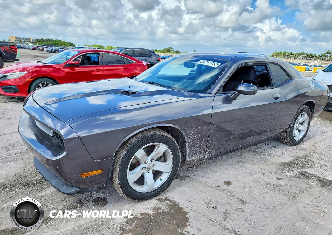 2014 Dodge Challenger Sxt